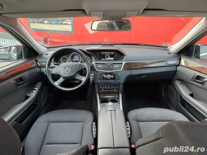 Mercedes E 220 - imagine 4