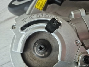 Fierăstrău circular 