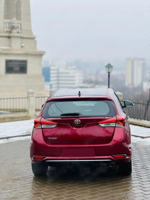 Toyota Auris 2018 1.2 benzina manuala - imagine 6