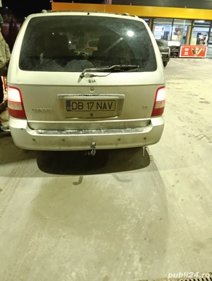 Kia Carniva se vinde . - imagine 3
