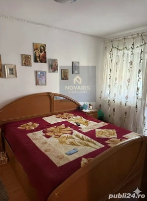 Apartament 3 camere de vânzare