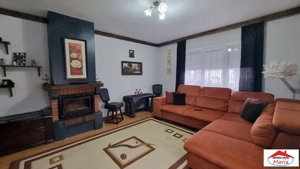 Parte de casa parter cu acces auto zona Cerbului