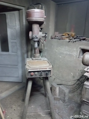 mașina de găurit - imagine 3