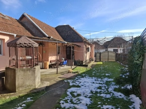 Casa cu spațiu comercial - imagine 5