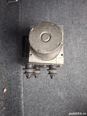 pompa abs a4 b8  - imagine 3