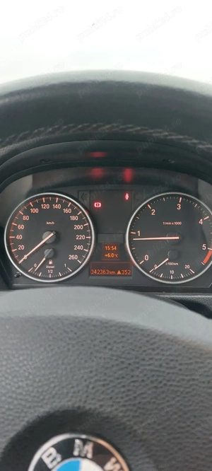 BMW E90 318d, 2011 - imagine 5