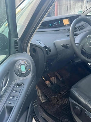 Renault Grand Espace 2.0 dCi 173 CP 7 locuri Piele Panoramic DVD - imagine 2