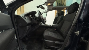 ** Peugeot 3008 ** - imagine 8