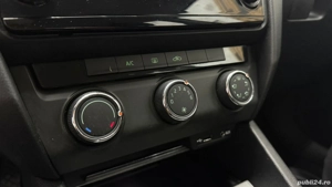 ** Skoda Octavia ** - imagine 5