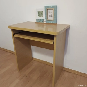 birou nou, crem, cu suport culisant pentru tastatura