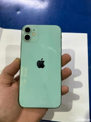 Vând IPhone 11 Turcoaz 64GB 