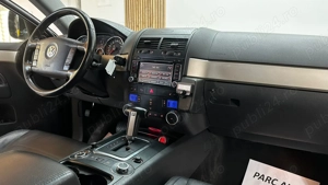 Volkswagen Touareg - imagine 18