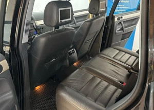 Volkswagen Touareg - imagine 17