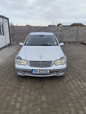 Mercedes C 220 - imagine 7