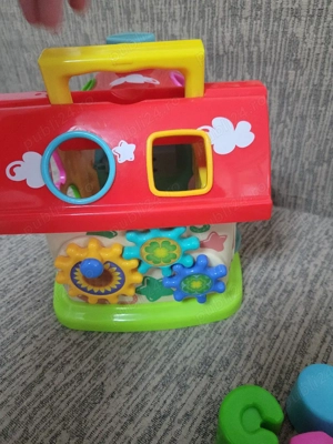 Casuta cu activitati - sortare bebeluși - imagine 3