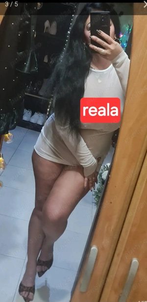 Doamna draguta ador sarutări peste tot