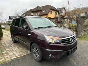 ssangyong Rodius 2.2 Diesel an 2017 - imagine 3