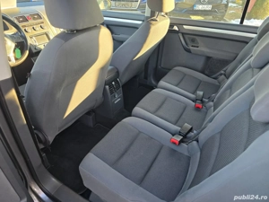 Volkswagen Touran 1.6 TDI 105 CP - imagine 6