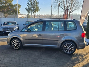 Volkswagen Touran 1.6 TDI 105 CP - imagine 3