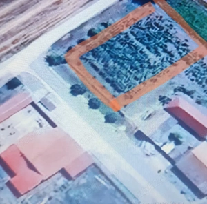 Vând teren intravilan 656 mp,in Iratosu