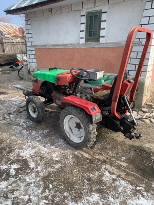 Vând tractoraș de 16 cp perfect functional 