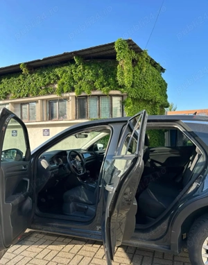 vand VW T-Roc 2018 - imagine 8