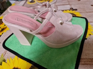 Sandale cu toc si merle nr.39