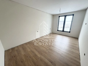 Case insiruite cu 3 camere, bucatarie inchisa, toate utilitatile. - imagine 6