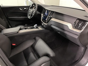 Volvo XC 60 - imagine 10