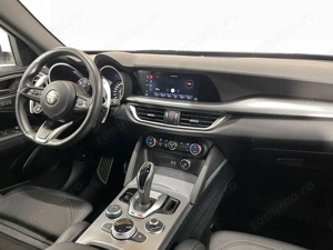 Alfa Romeo Stelvio - imagine 8