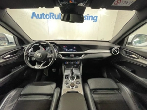 Alfa Romeo Stelvio - imagine 7