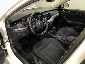 Skoda Octavia - imagine 5