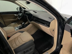 Volkswagen Touareg - imagine 9