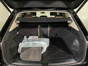 Volkswagen Touareg - imagine 11