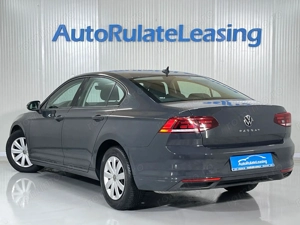 Volkswagen Passat - imagine 4