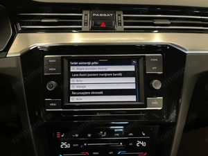 Volkswagen Passat - imagine 16