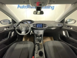 Peugeot 308 - imagine 7