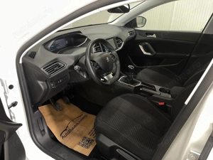 Peugeot 308 - imagine 5