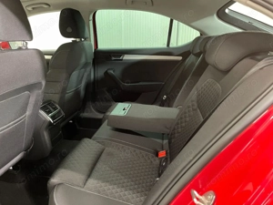 Skoda Superb - imagine 12