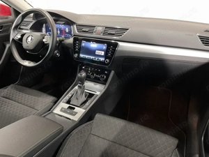 Skoda Superb - imagine 9