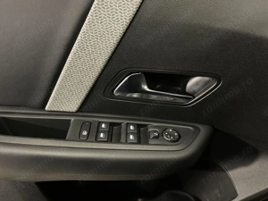 Citroen C4 - imagine 13