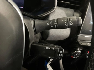 Renault Clio - imagine 18