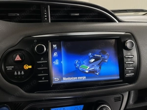 Toyota Yaris - imagine 14