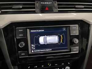 Volkswagen Passat - imagine 17