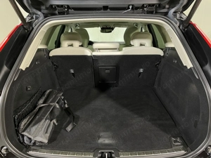 Volvo XC 60 - imagine 13