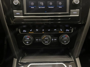 Volkswagen Passat - imagine 19