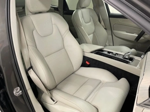 Volvo XC 60 - imagine 11