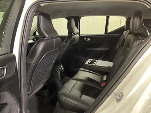 Volvo XC 40 - imagine 11