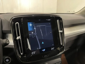 Volvo XC 40 - imagine 17