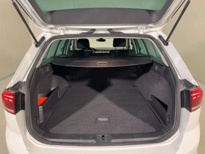 Volkswagen Passat - imagine 12